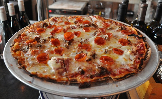 Eno's Pizza by Madeleine Kalb.jpg