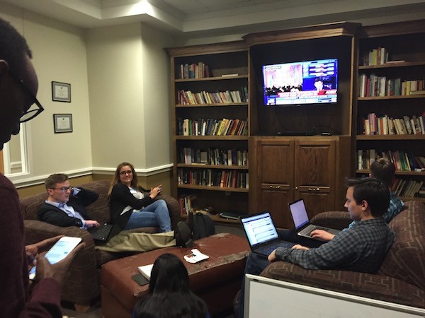 Super Tuesday watch party attracts students
