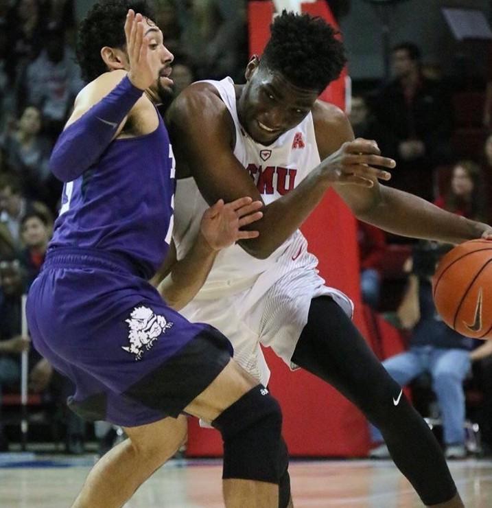 Mustangs fry Frogs 74-59, end TCU’s undefeated season
