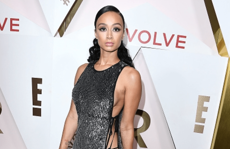REVOLVE hosts first award show, commemorates fashion influencers