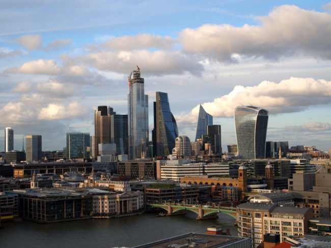 "London Skyline from Tate Modern" by livvya is licensed under CC BY-NC-SA 2.0