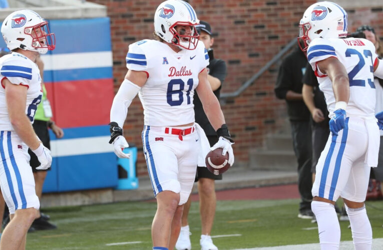 Familiar faces lead SMU to second season win: Mordecai, McDaniel and Rice combine for 418 yards and 7 touchdowns as SMU defeats Lamar 45-16.